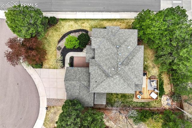 327 Ingleton Court, Castle Pines, CO 80108