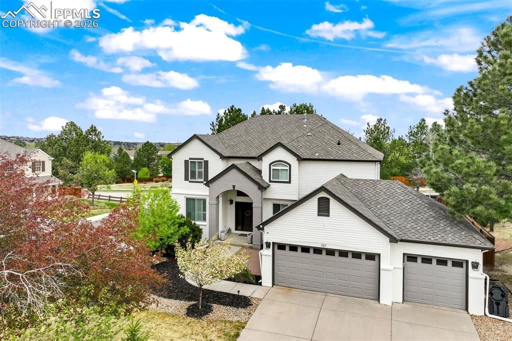 327 Ingleton Court, Castle Pines, CO 80108