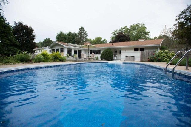 10429 Lloy Street, Portage, MI 49024