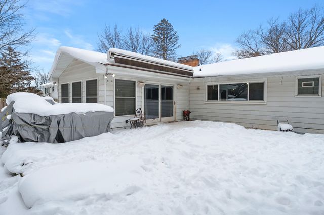 10429 Lloy Street, Portage, MI 49024