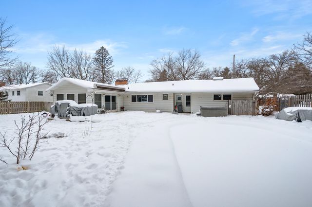 10429 Lloy Street, Portage, MI 49024