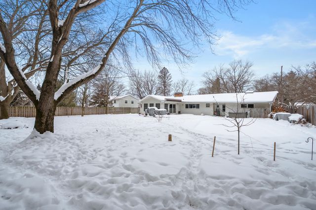 10429 Lloy Street, Portage, MI 49024