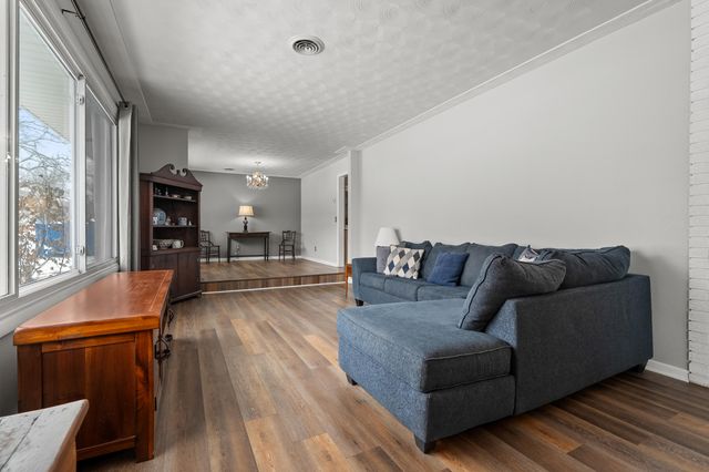 10429 Lloy Street, Portage, MI 49024