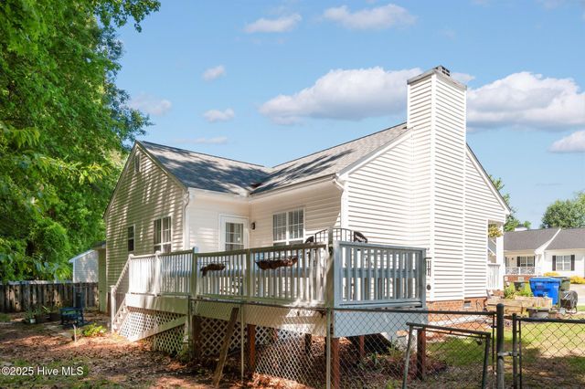 4444 Surrey Meadows Drive, Winterville, NC 28590