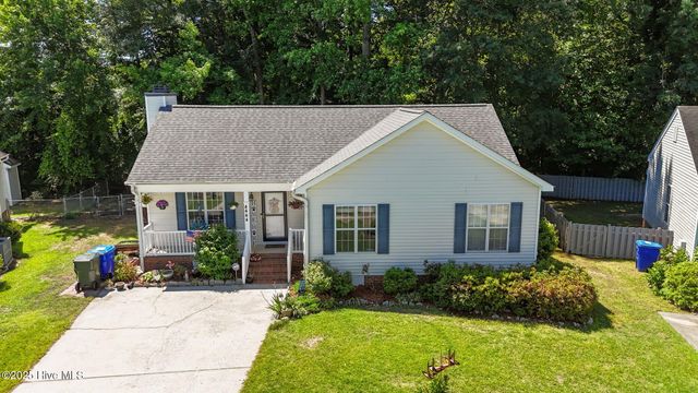 4444 Surrey Meadows Drive, Winterville, NC 28590