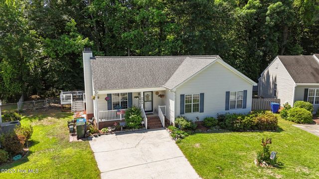4444 Surrey Meadows Drive, Winterville, NC 28590