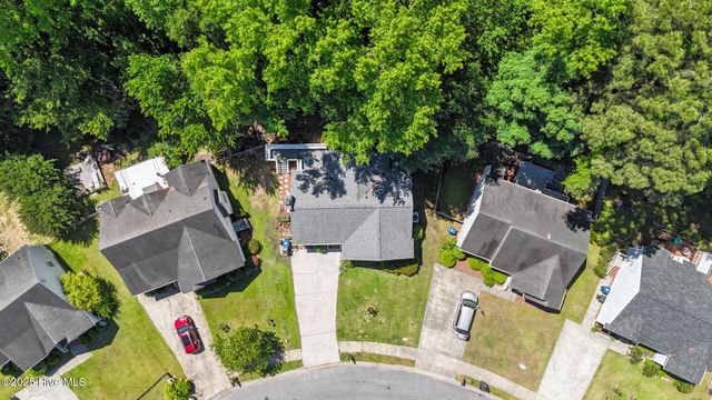 4444 Surrey Meadows Drive, Winterville, NC 28590