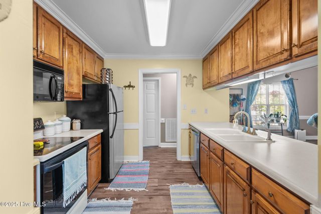 4444 Surrey Meadows Drive, Winterville, NC 28590