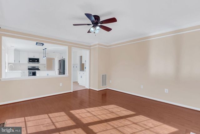 21410 EMERALD DR, Germantown, MD 20876