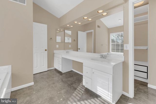 21410 EMERALD DR, Germantown, MD 20876