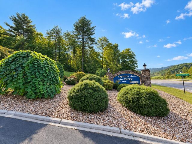 52 Haley Cierra Drive, Murphy, NC 28906