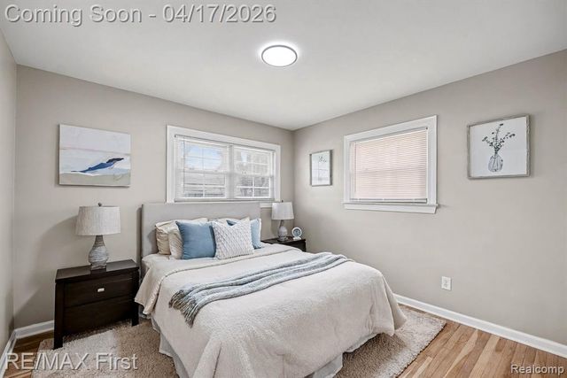 23001 Brookdale Boulevard, Saint Clair Shores, MI 48082