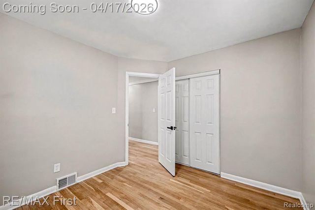 23001 Brookdale Boulevard, Saint Clair Shores, MI 48082