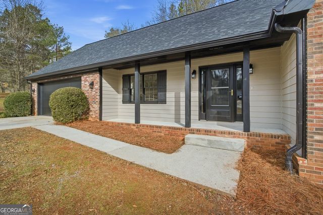2645 Laurel Woods Lane SE, Conyers, GA 30094