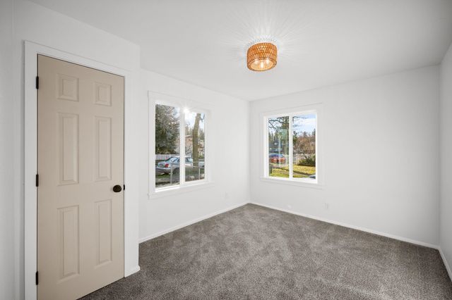 2113 E 5th Ave, Spokane, WA 99202