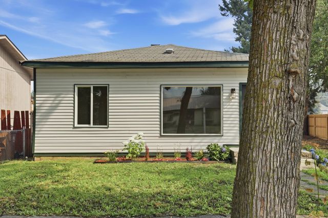 2113 E 5th Ave, Spokane, WA 99202