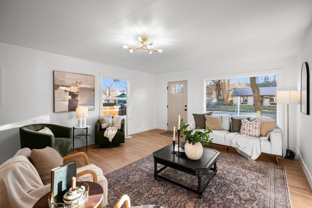2113 E 5th Ave, Spokane, WA 99202