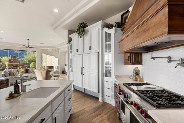 13766 E YUCCA Street, Scottsdale, AZ 85259