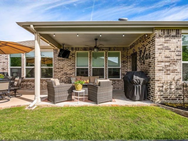 900 Forgotten Forest Way, Mckinney, TX 75071