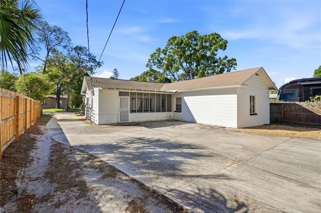 755 ALAMANDA WAY S, St Petersburg, FL 33705