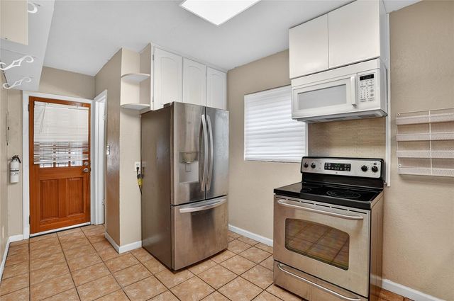 755 ALAMANDA WAY S, St Petersburg, FL 33705