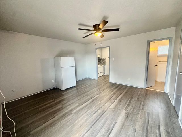 1005 Spooner Street 9, Pasadena, TX 77506