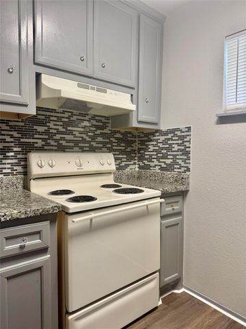 1005 Spooner Street 9, Pasadena, TX 77506