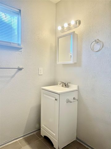 1005 Spooner Street 9, Pasadena, TX 77506
