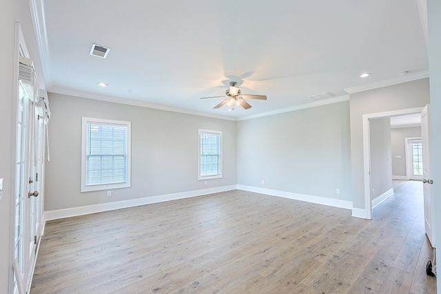 406 Harbour View Dr., Myrtle Beach, SC 29579