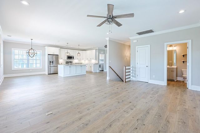 406 Harbour View Dr., Myrtle Beach, SC 29579