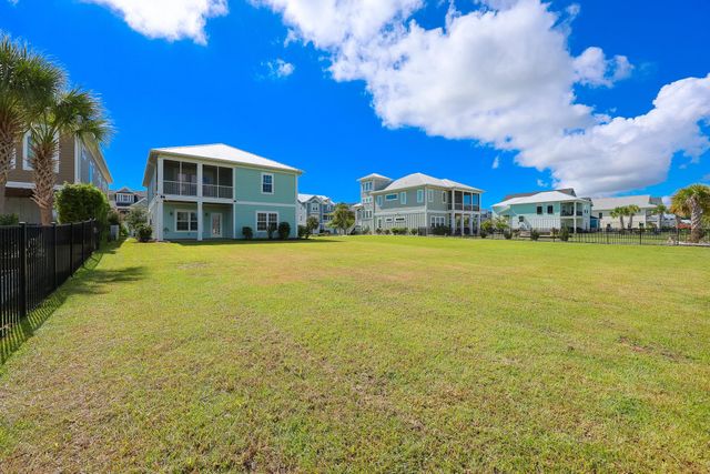 406 Harbour View Dr., Myrtle Beach, SC 29579