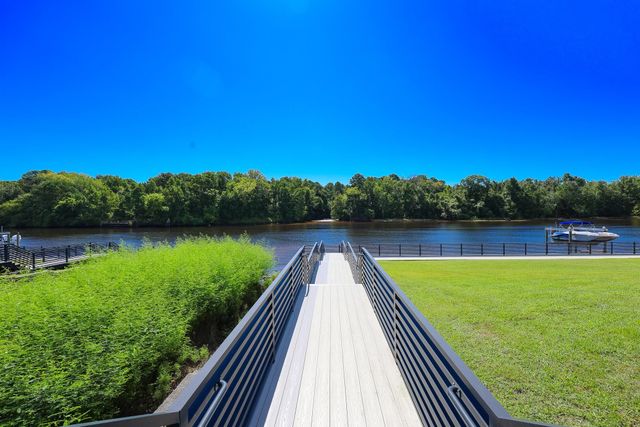 406 Harbour View Dr., Myrtle Beach, SC 29579