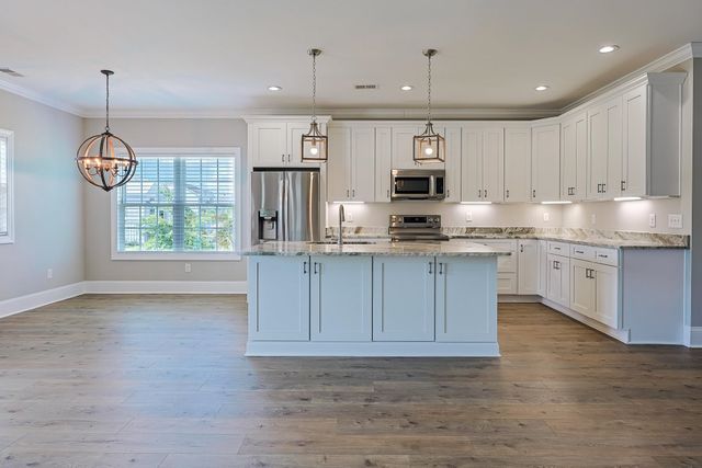 406 Harbour View Dr., Myrtle Beach, SC 29579