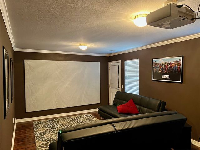 36 Valley View Circle, Bentonville, AR 72712