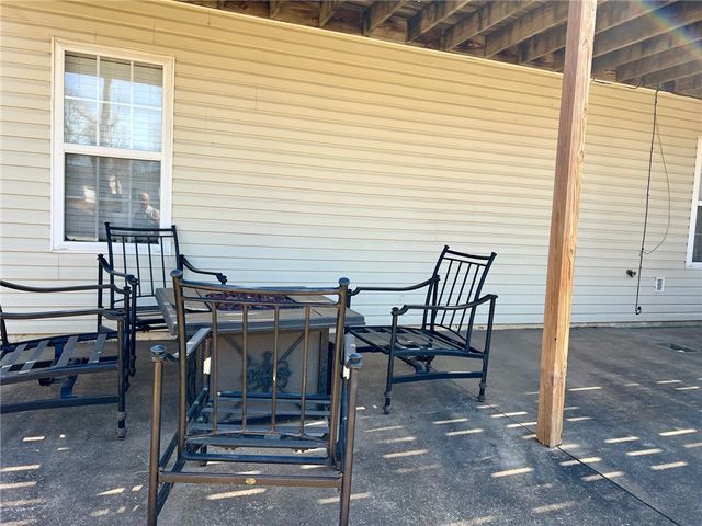 36 Valley View Circle, Bentonville, AR 72712