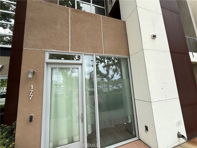 177 E City Place, Santa Ana, CA 92705