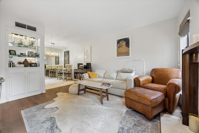 1601 Shepherd 30, Houston, TX 77019