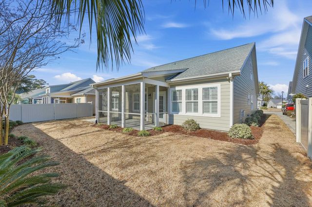 1132 Doubloon Dr., North Myrtle Beach, SC 29582