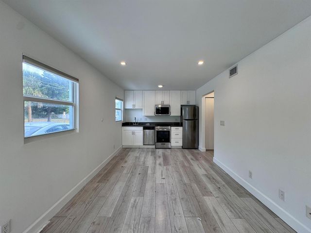 102 S K Street Unit 4, Lake Worth Beach, FL 33460
