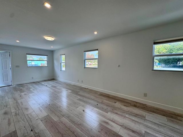 102 S K Street Unit 4, Lake Worth Beach, FL 33460