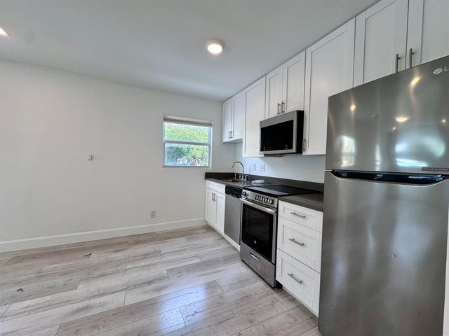 102 S K Street Unit 4, Lake Worth Beach, FL 33460