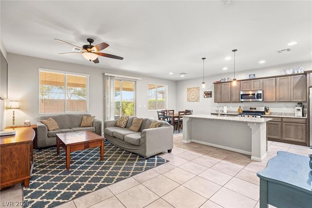 8973 Drummer Bay Avenue, Las Vegas, NV 89149