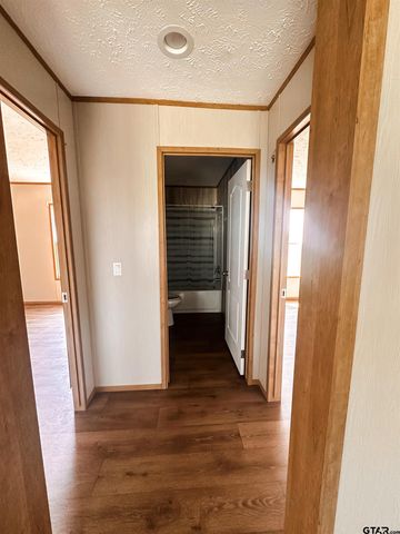 10885 State Hwy 19 S, Athens, TX 75751
