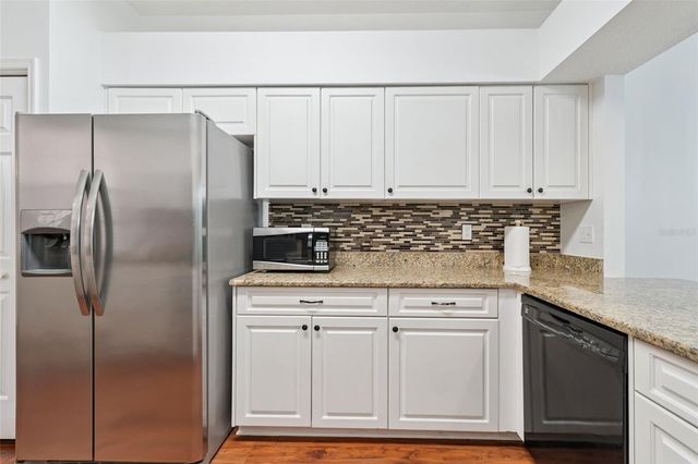 10 ENCLAVE DRIVE, Winter Haven, FL 33884