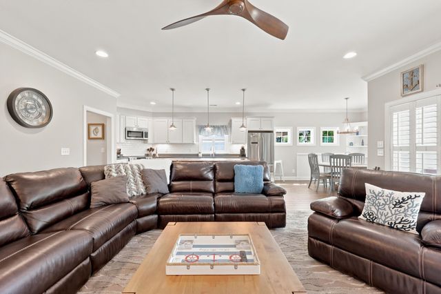 1407 Landfall Dr., North Myrtle Beach, SC 29582