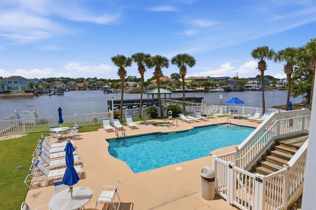1407 Landfall Dr., North Myrtle Beach, SC 29582