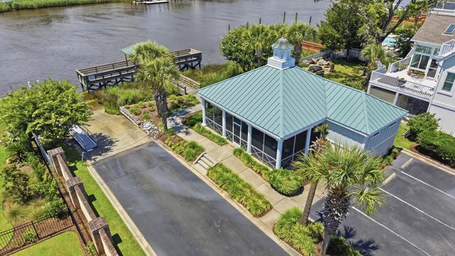 1407 Landfall Dr., North Myrtle Beach, SC 29582