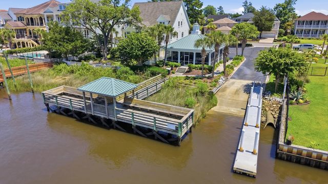 1407 Landfall Dr., North Myrtle Beach, SC 29582