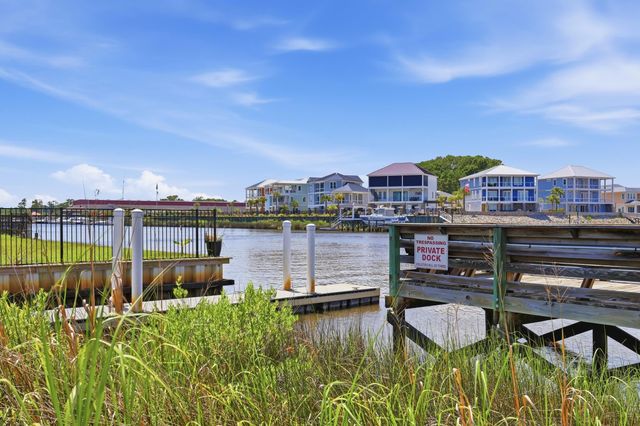 1407 Landfall Dr., North Myrtle Beach, SC 29582