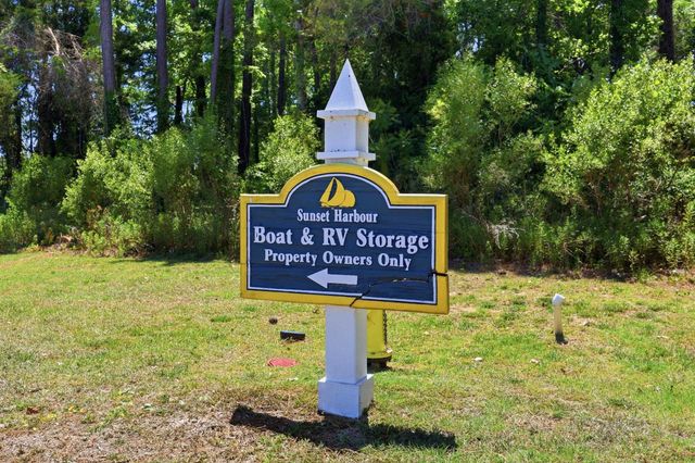 1407 Landfall Dr., North Myrtle Beach, SC 29582